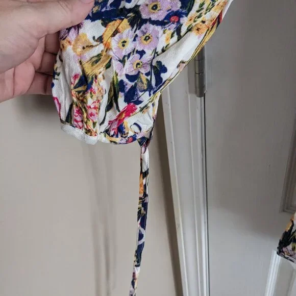 MINKPINK NWT Off the Shoulder Smells Like Summer Floral Dress Sz M - Picture 5 of 8